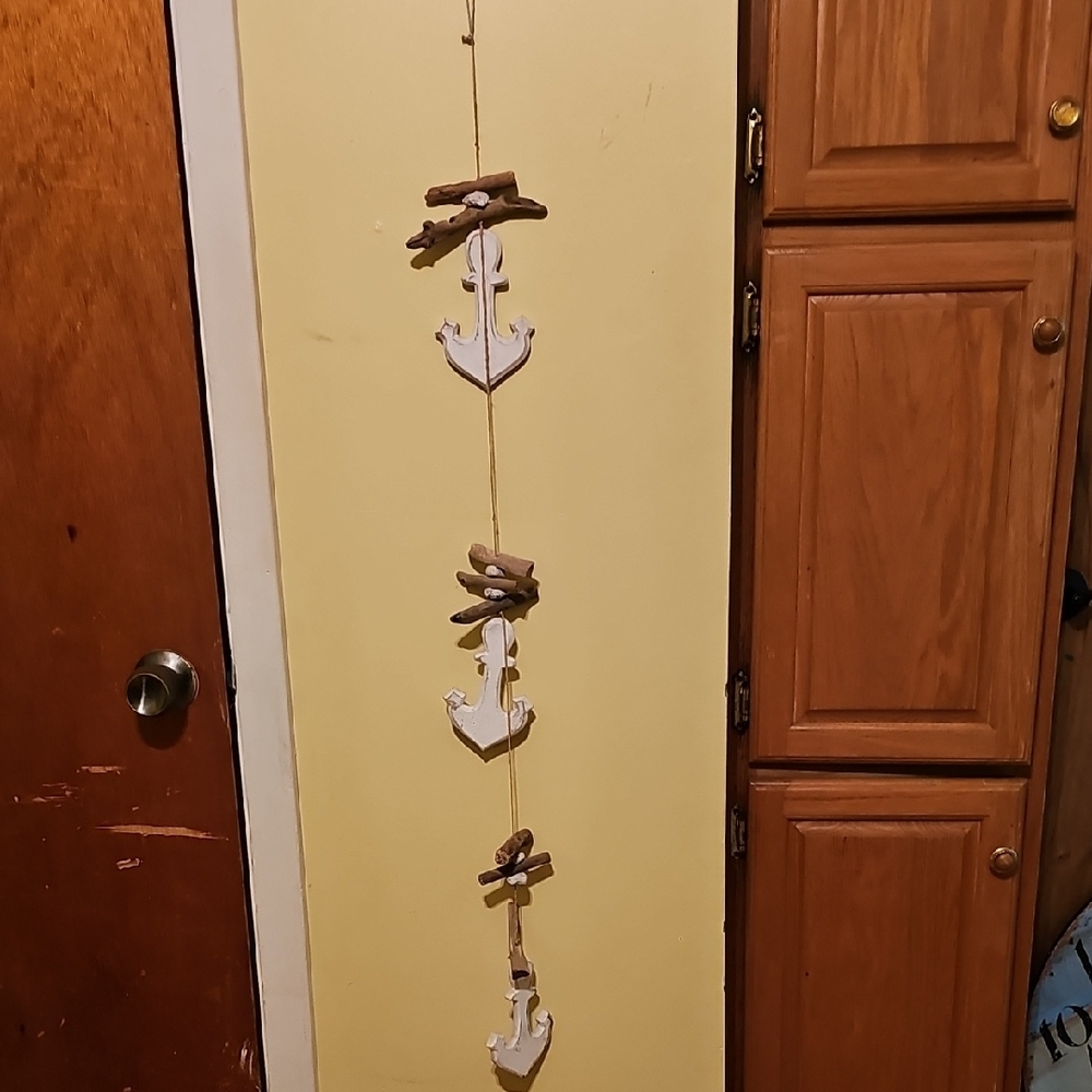 Nautical Driftwood and Anchor Wall Hanging